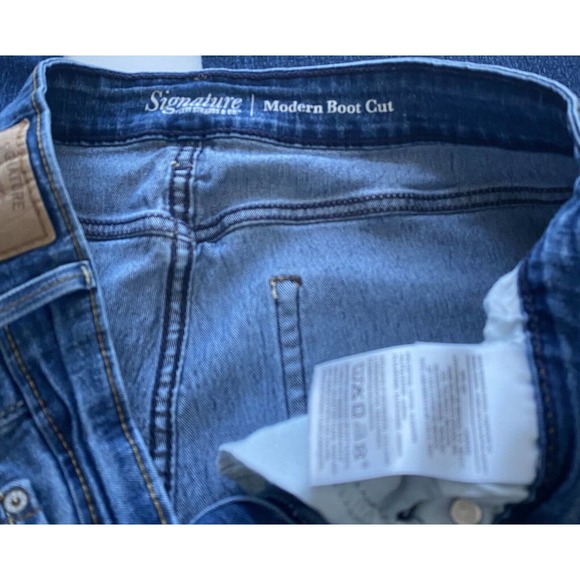 Women’s Signature Levi Strauss Modern Bootcut Flattering Fit Size 14 - Picture 4 of 7